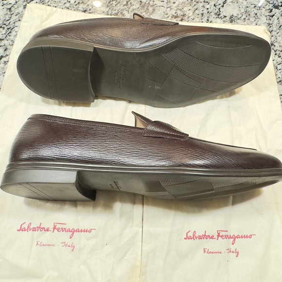 Salvatore Ferragamo Moccasin with Gancini ornament